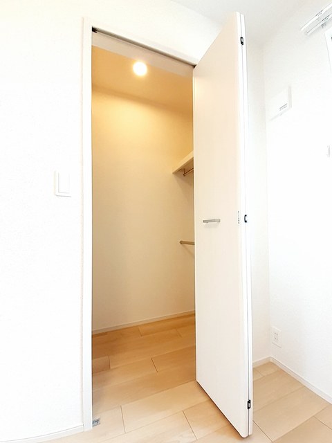 ラ・ヴィ・アン・クルール その他3