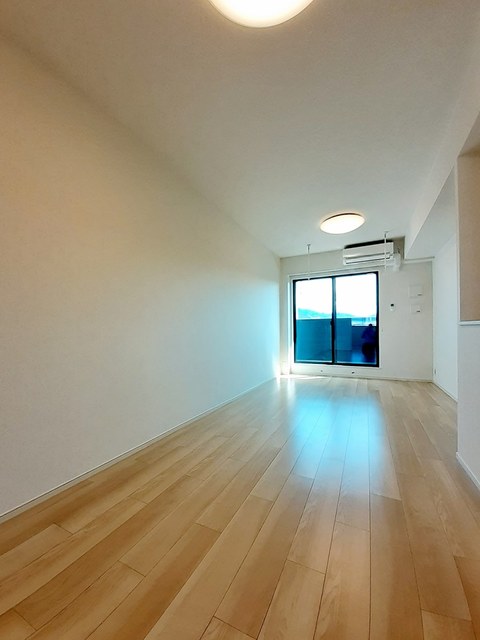 ラ・ヴィ・アン・クルール リビング