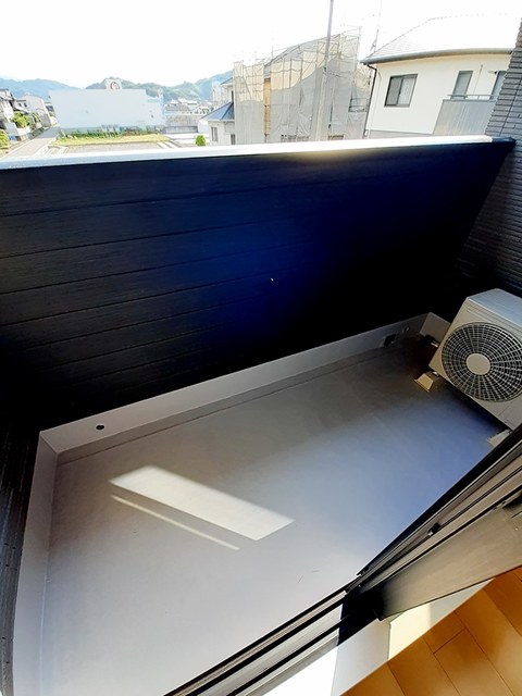 ラ・ヴィ・アン・クルール ベランダ