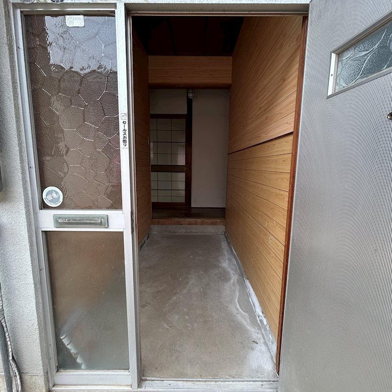 日野EH貸家（平屋） 玄関