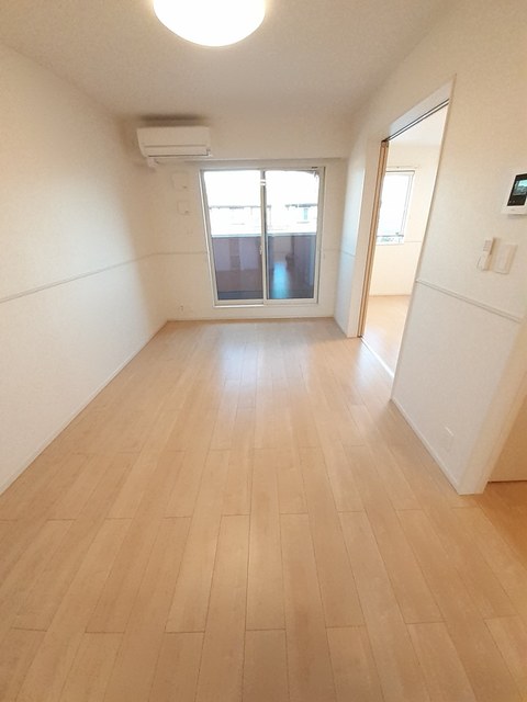 ベル　オーヴⅧ　Ａ リビング