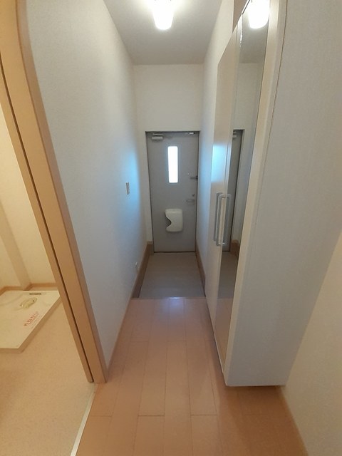 クレイドルＨ・Ｉ 玄関