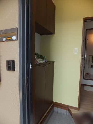 フォレスト北日吉 C棟 玄関