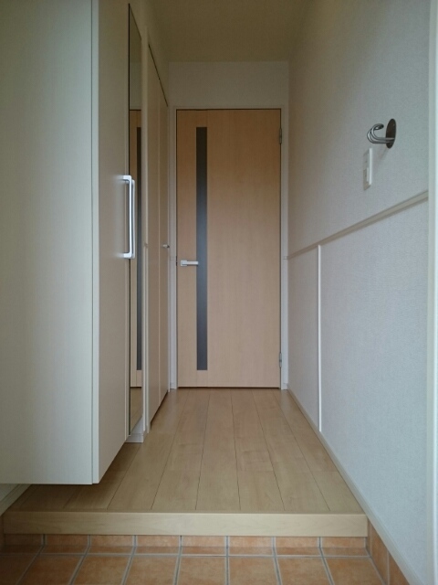 ポルト・クレアⅡ 玄関