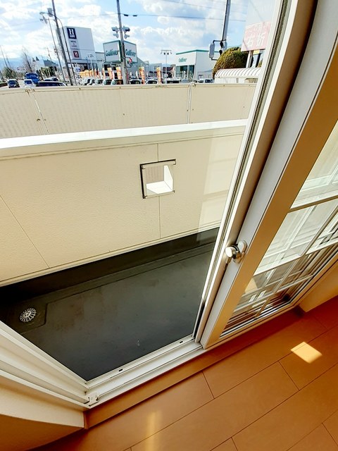 イベール　パーク ベランダ