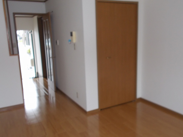 グラス　リバー リビング