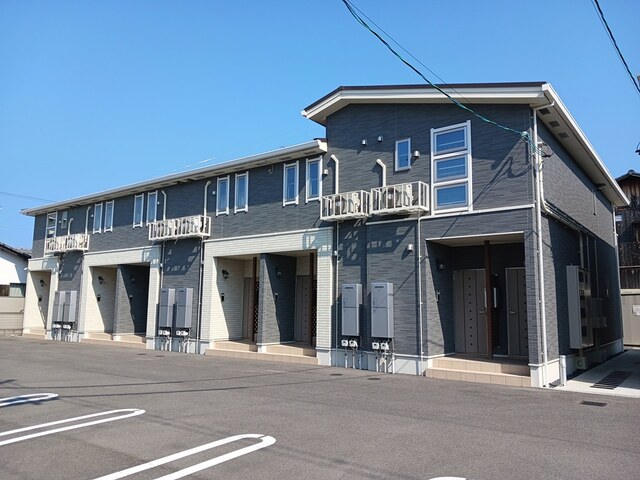 ルーベル　立花　Ⅲ 201号室 外観