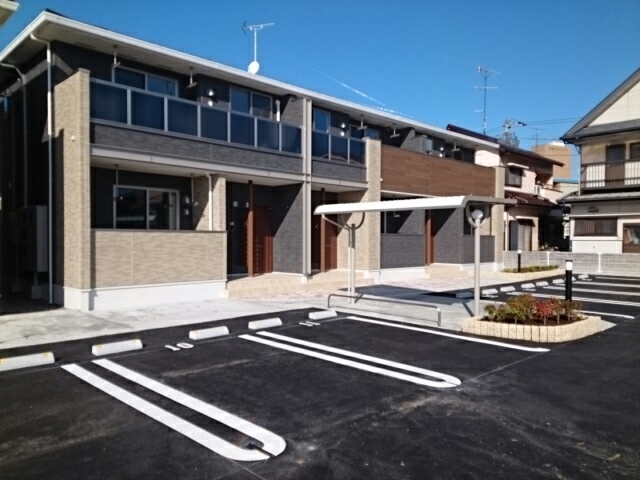 カーサ・セレノ　Ｃ 201号室 外観