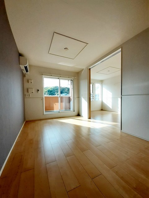 Ｋｌａｒ　ＴＹ　Ｖ リビング