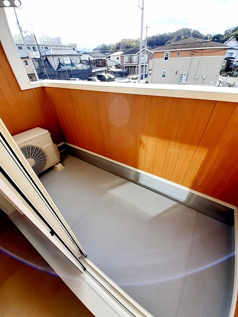 Ｋｌａｒ　ＴＹ　Ｖ ベランダ