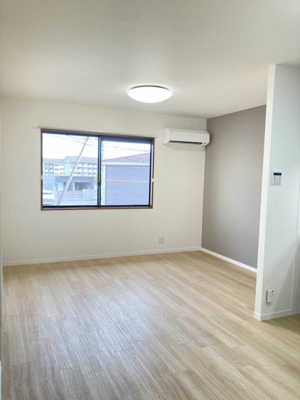 ミトラパリス リビング