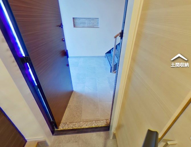 シャーメゾンエステティカ 玄関