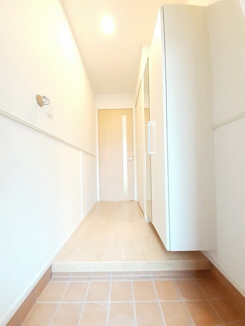 グレースガーデン南高下Ⅲ 玄関