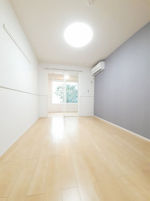 グレースガーデン南高下Ⅲ リビング