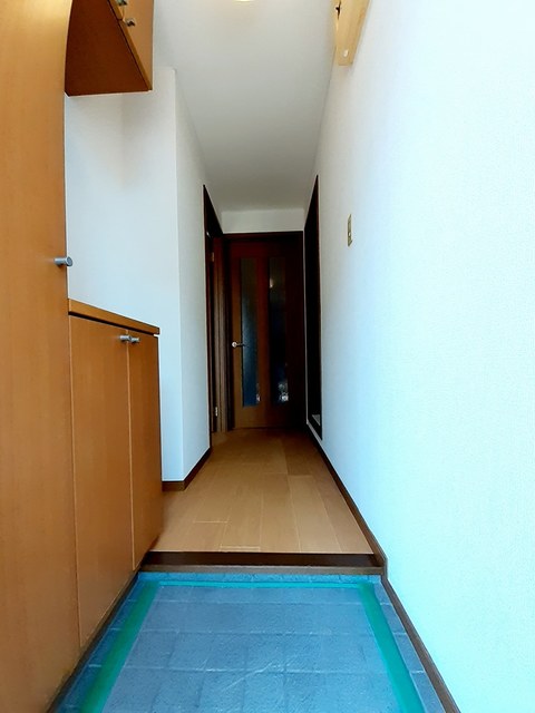 ベルク　２１ 玄関