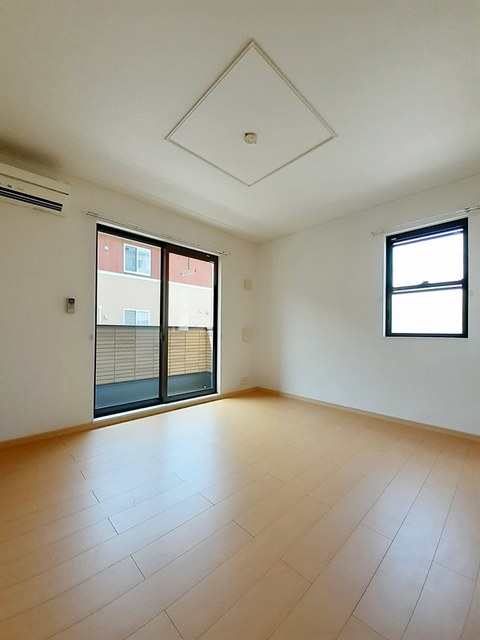 ピ－スフル　ライフ リビング