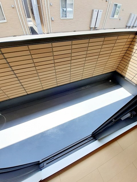 ピ－スフル　ライフ ベランダ