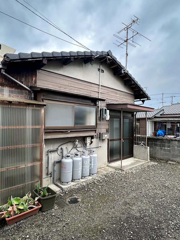 坂井町3丁目貸家 外観
