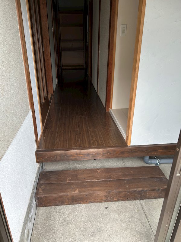坂井町3丁目貸家 玄関