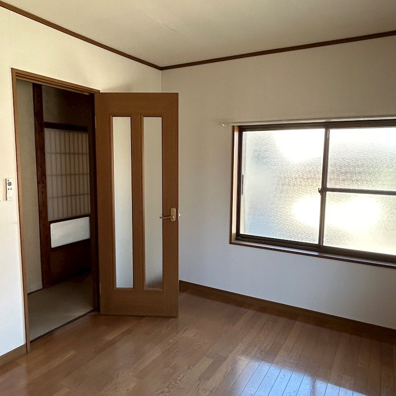 坂井町　WH貸家 ベッドルーム