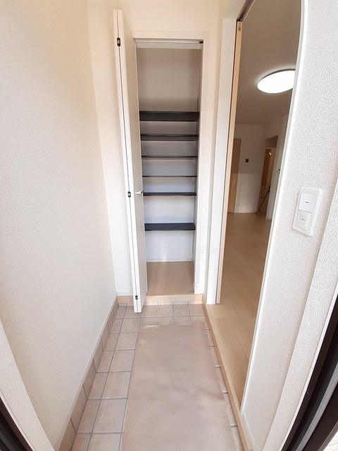 フロイデ　ＫＡＮＡＧＥＮ三島２ 玄関