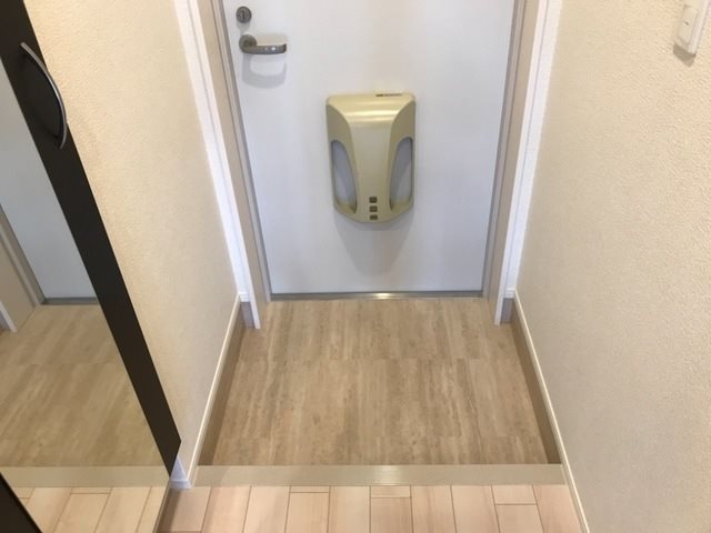 エスパスコンフォー 玄関