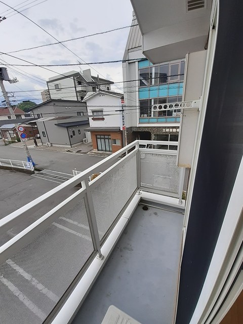 ソレイユ・アミュー北館 ベランダ