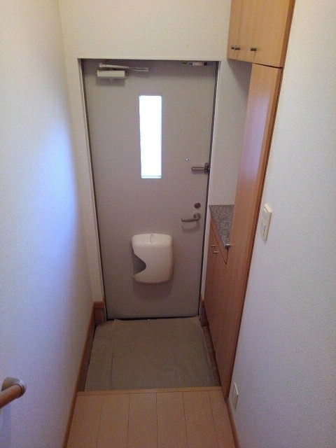 ペニーレインＡ 玄関