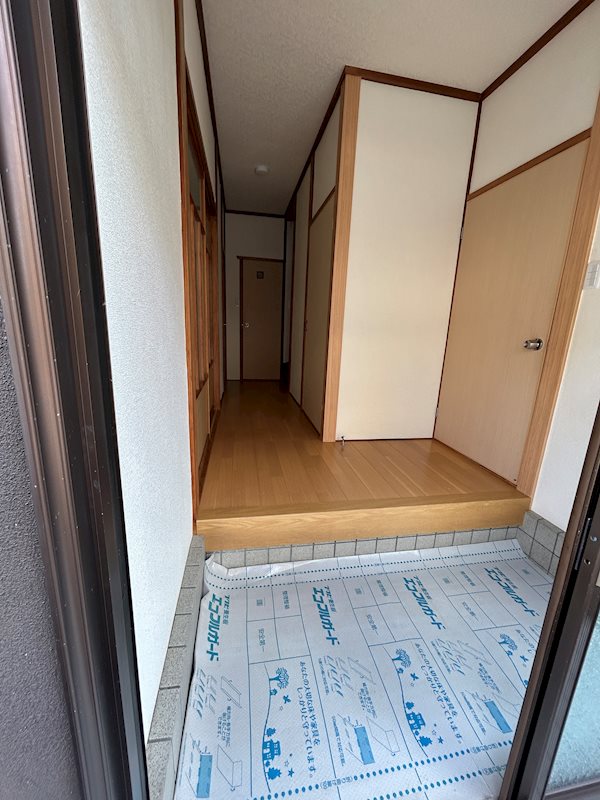 山口ＴＹ貸家 玄関