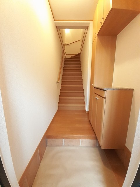 モンシェ　モア 玄関