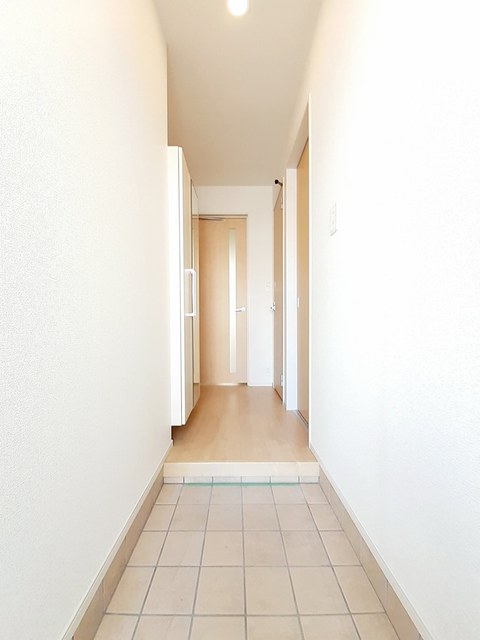 グランディール本町Ａ 玄関