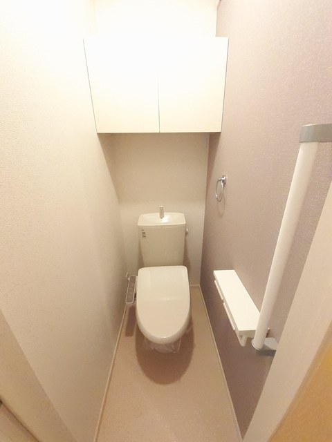 ブランド　ラボ トイレ