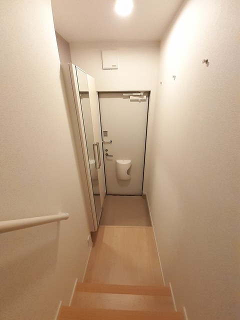 ブランド　ラボ 玄関