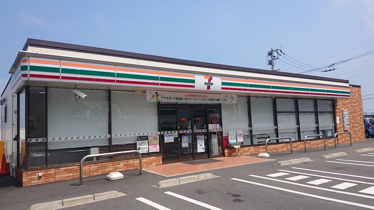 土居町土居戸建 コンビニ