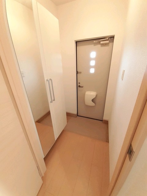 ミエリＢ 玄関