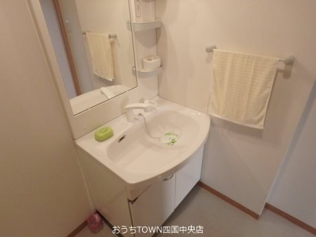 フォブールフローリッシュ 洗面所