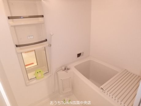 フォブールフローリッシュ 風呂画像