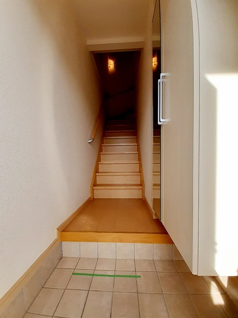 ソーホー　ビレッジ 玄関