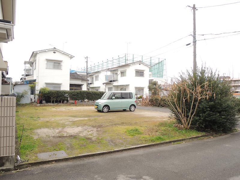 渡部枝松月極駐車場 駐車場