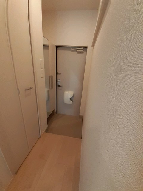 楪 玄関