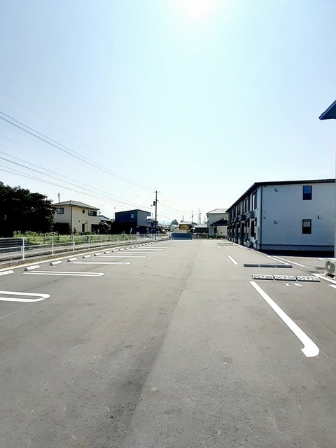 プレフェリート・Ⅲ 駐車場