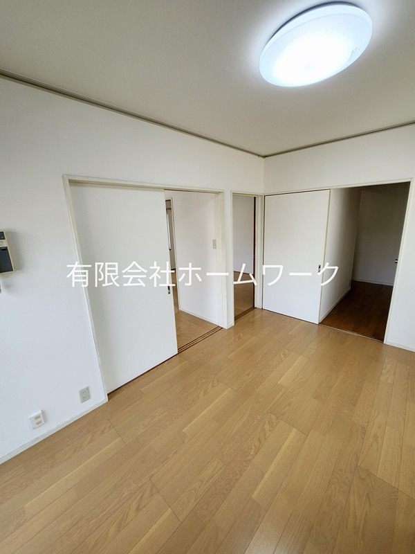 ノイエスハウゼス リビング