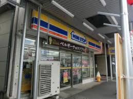 アーデル コンビニ