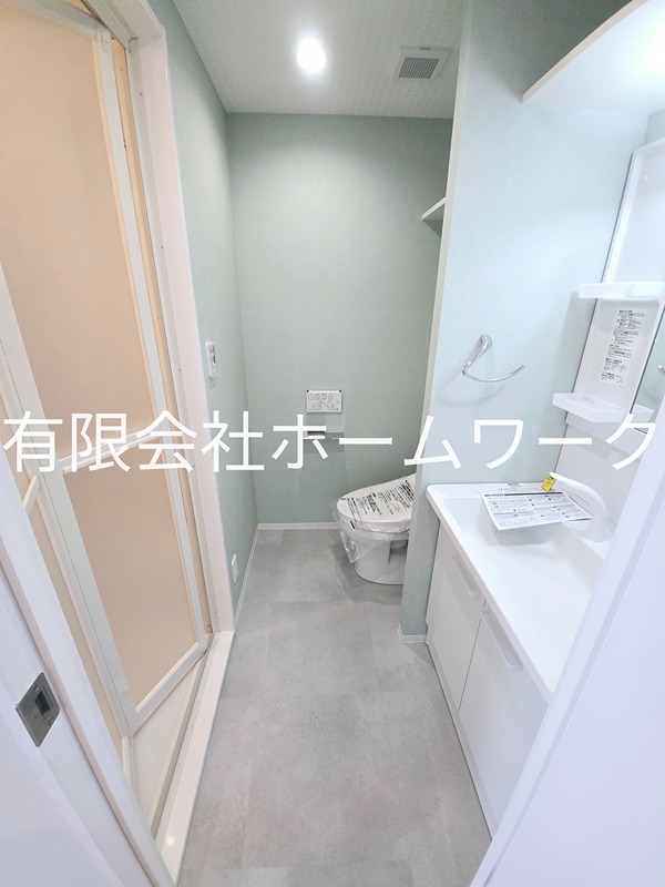 ロイヤルハイツ新高円寺 洗面所