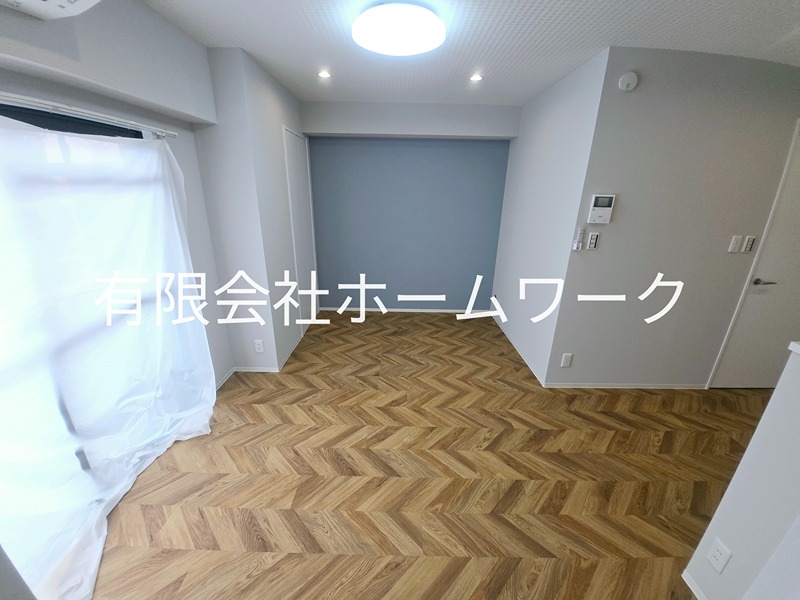 ロイヤルハイツ新高円寺 リビング