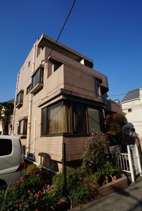 日信ビル 外観