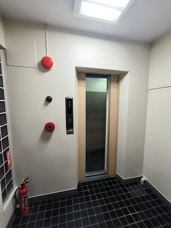 本間屋ビル その他