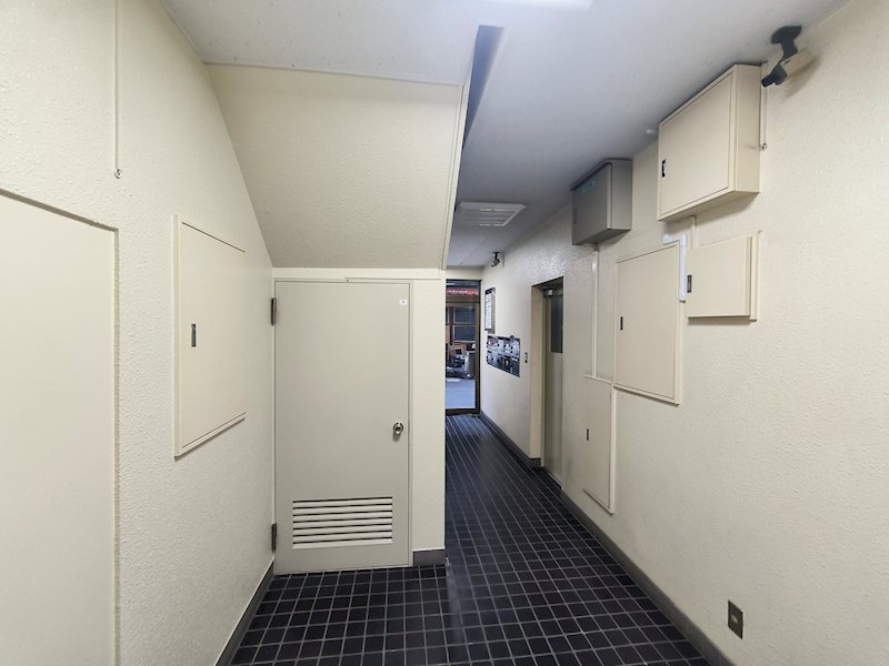 本間屋ビル その他