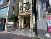 カクタス飯田橋ビル 玄関