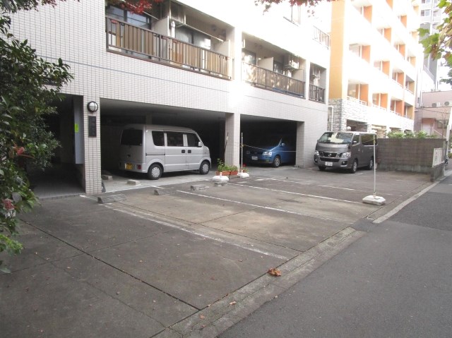 吉田ビル駐車場 3番号室 外観